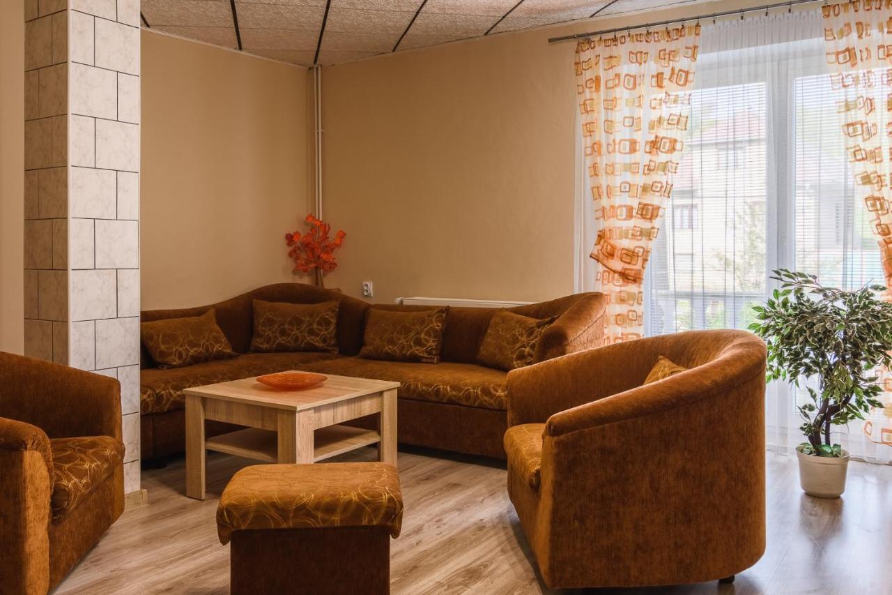 Apartman Elegant 2 Bešeňová 外观 照片