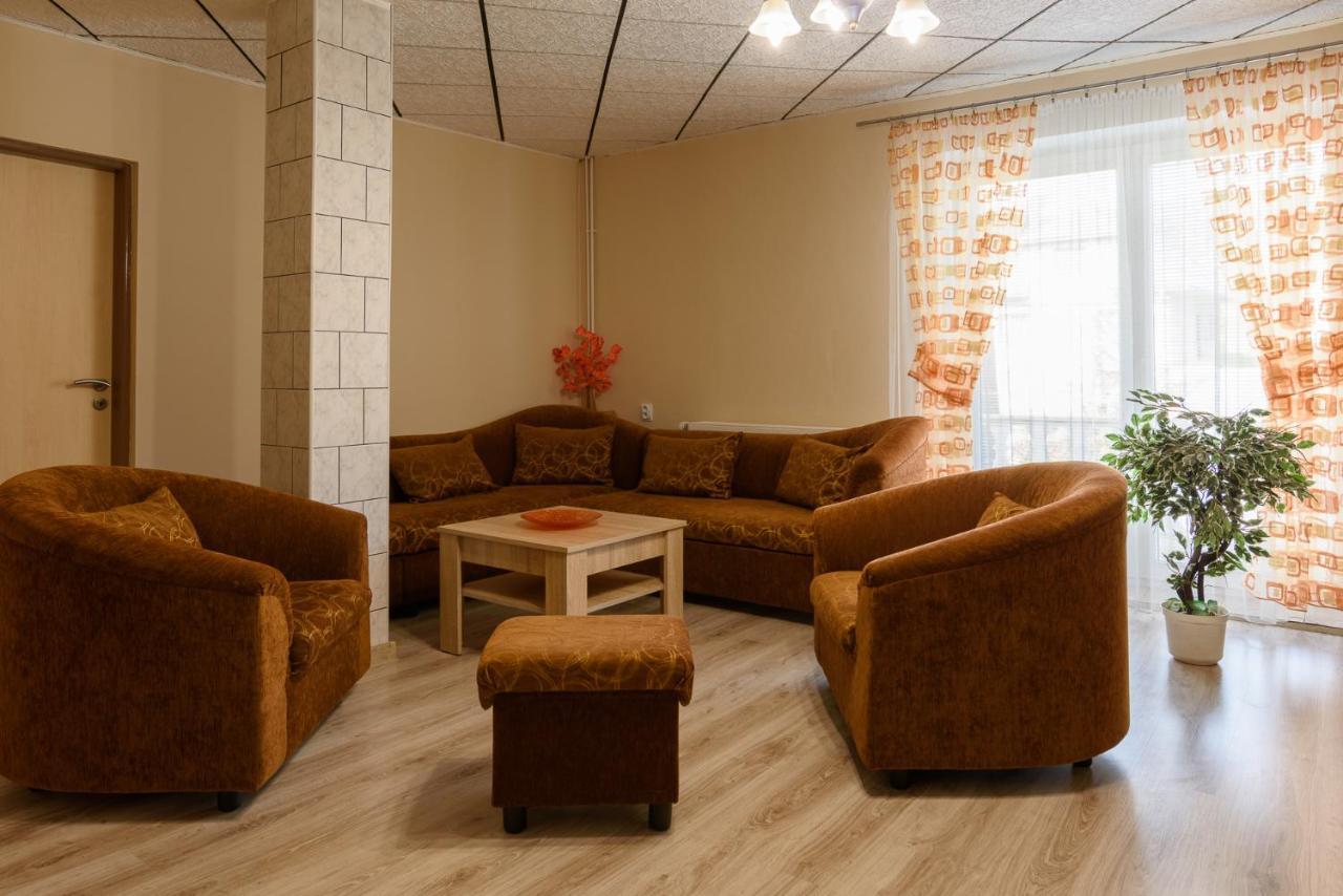 Apartman Elegant 2 Bešeňová 外观 照片