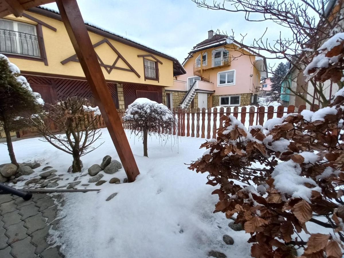 Apartman Elegant 2 Bešeňová 外观 照片