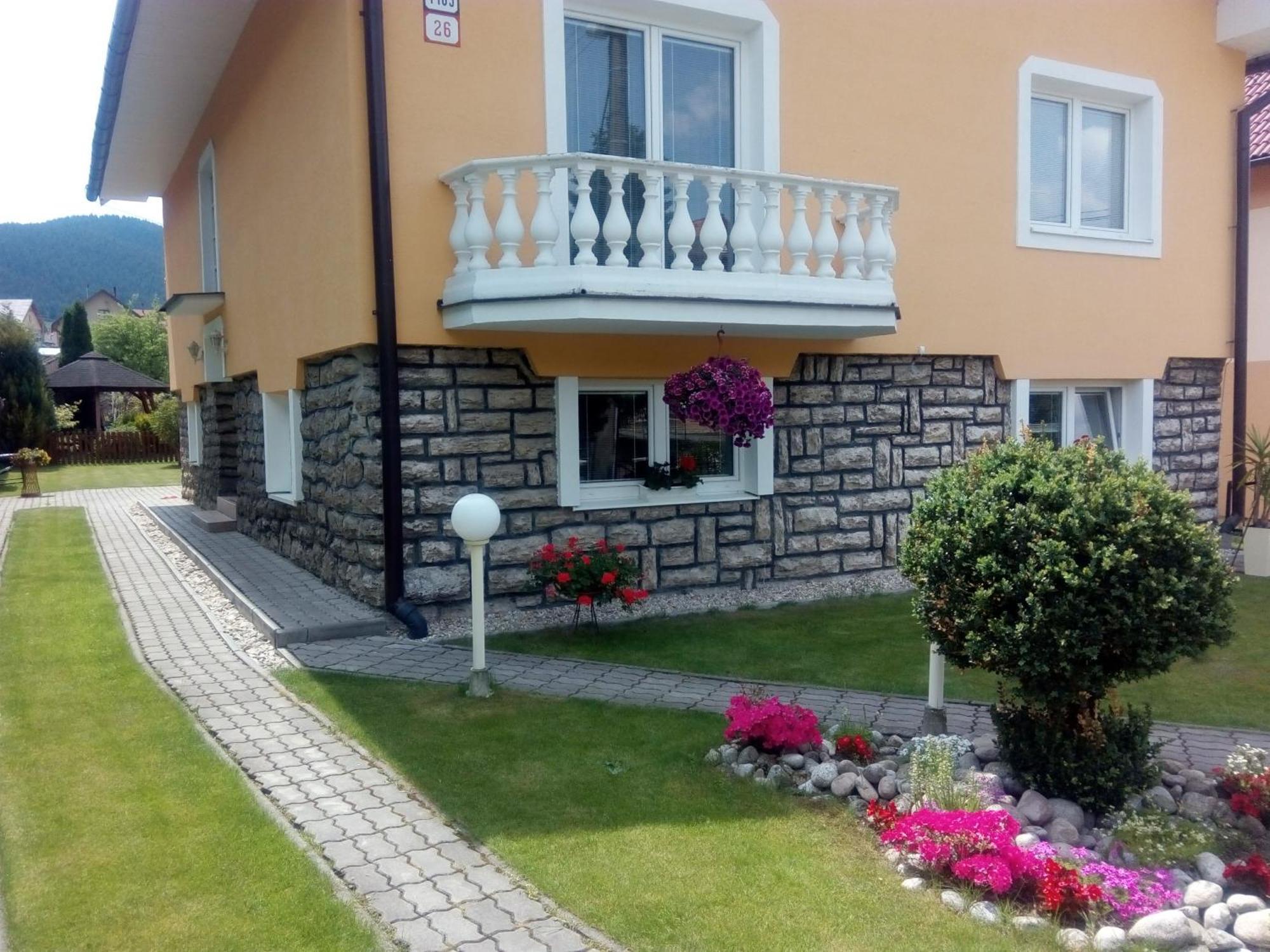 Apartman Elegant 2 Bešeňová 外观 照片